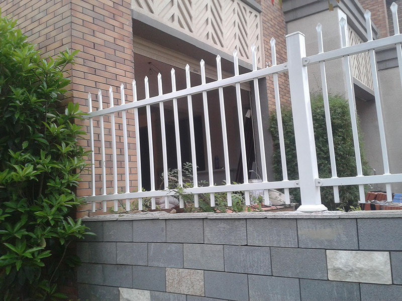 鋅鋼（gāng）護欄